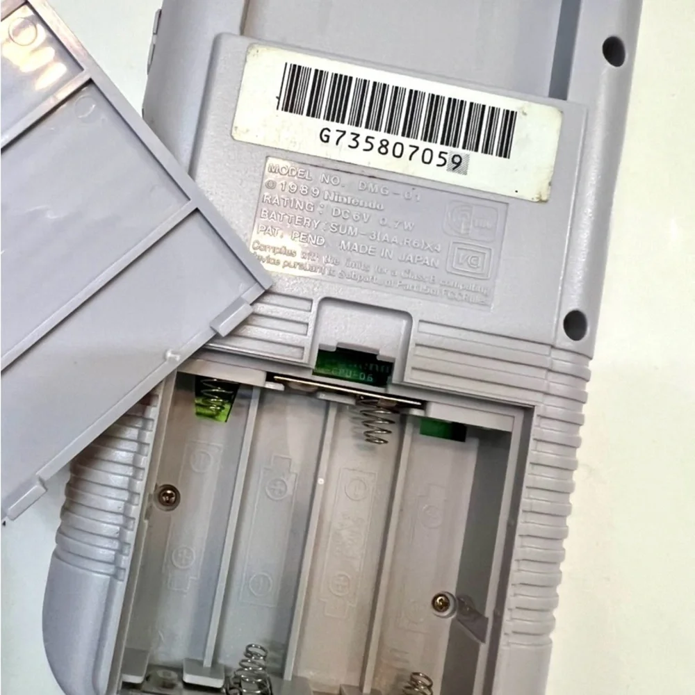 👑✅PRICE FIRM✅ First Original Vintage Nintendo Game Boy with Tetris Game Included